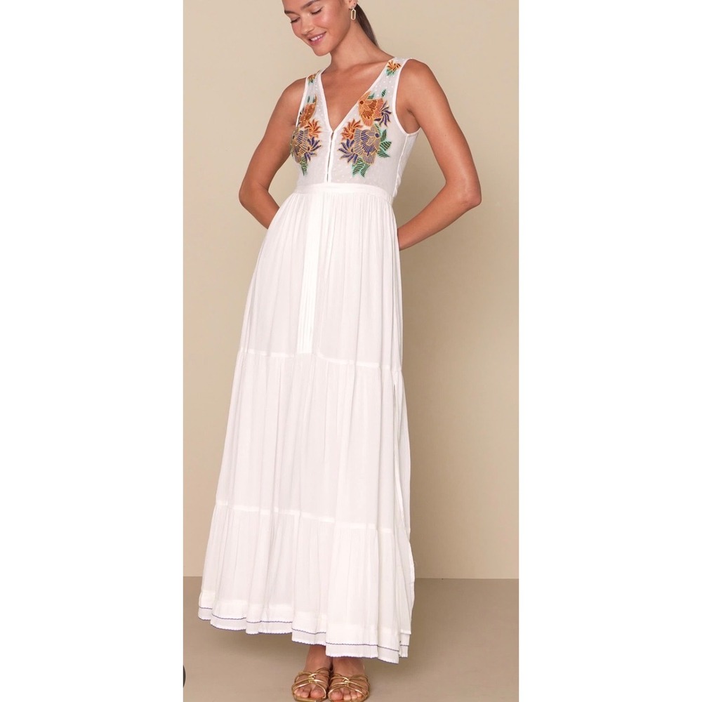 Lulus White Embroidered Lace Maxi Dress Floral Boho V-Neck Tiered Summer Small‎